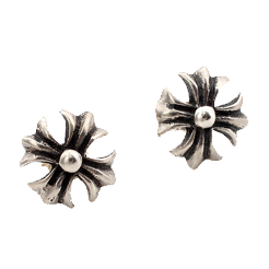 クロムハーツ&nbsp;CHプラススタッドピアス